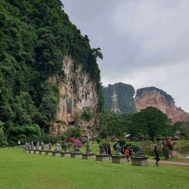 Kek Lok Tong Cave Temple