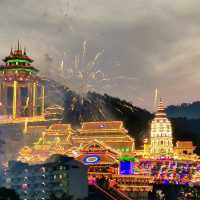 "Chinese New Year Festivities at Kek Lok Si Temple: Dragon Dances, Parades, and Fireworks"