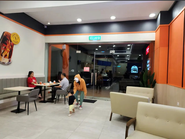 Bask Bear Coffee Taman Gaya Ulu Tiram