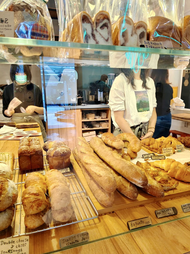 可內用的巷弄歐式麵包店「Boulangerie Ours」