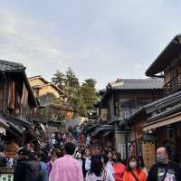 Strolling Through History: My Amazing Adventure in Gion, Kyoto!