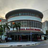 Tiong Bahru's Art Deco Buildings & Heritage Murals