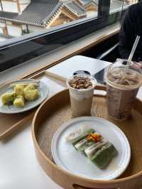 Café with Beautiful Hanok Village View