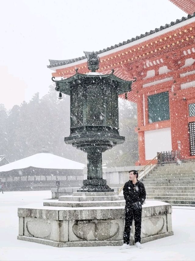 Danjo Garan Temple / A Snowy Day.