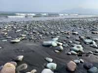 Pantai Batu Biru (Blue Stone Beach) หาดสีฟ้า