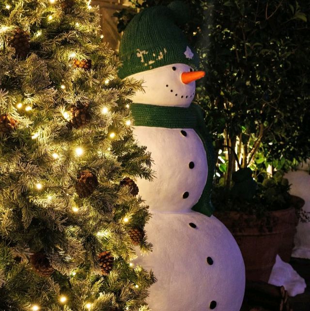 Bath’s Christmas Decorations: A Festive Wonderland in Somerset