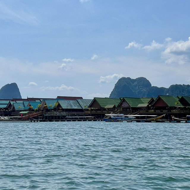 หมู่บ้านลอยน้ำในประเทศไทย