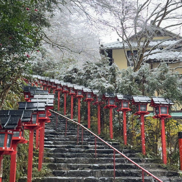 京都貴船神社：隱匿於山間的神聖聖地