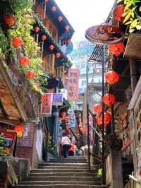 🇹🇼 Flavors of Jiufen: Street Eats Extravaganza 🍡🍨🌿