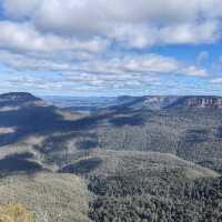 Lost in Nature’s Glory - Exploring the Majestic Blue Mountains National Park!