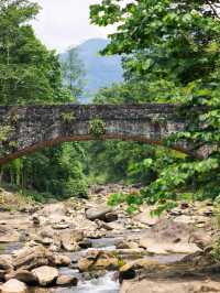 有山有水有橋，卻沒有什麼遊客的地方