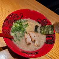 神戶濃郁豚骨拉麵 〔 ラー麺ずんどう屋 〕