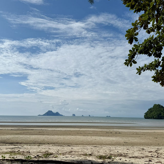 “Krabi Unleashed: An Outdoor Adventurer’s Paradise”