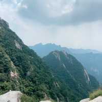 Conquering Bukhansan: A Hiker’s Paradise Above Seoul!