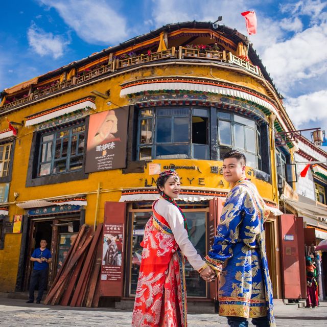 Explore the Charming Lhasa City 