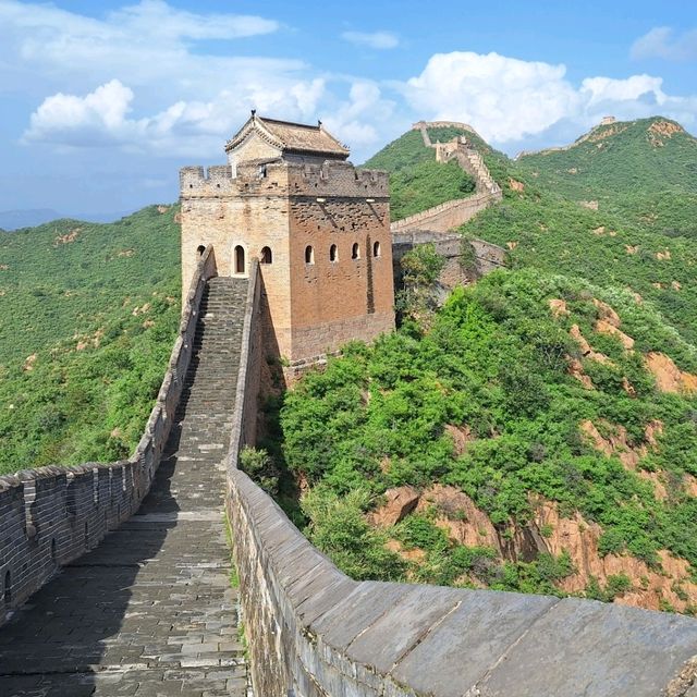 ESCAPE the crowd at Jinshanling Great Wall