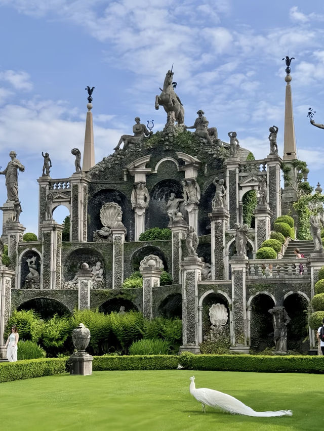 Duomo di Milano: A Majestic Journey Through Milan’s Heart and Skyline