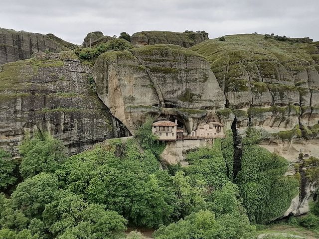 Title: Mystical Vibes in Meteora, Greece ⛰️