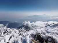 四川峨眉山 | 赴一場冬日的日出