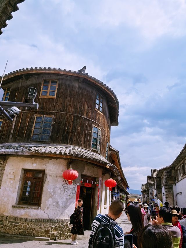 雲南大理喜洲古鎮，轉家樓，免費景點