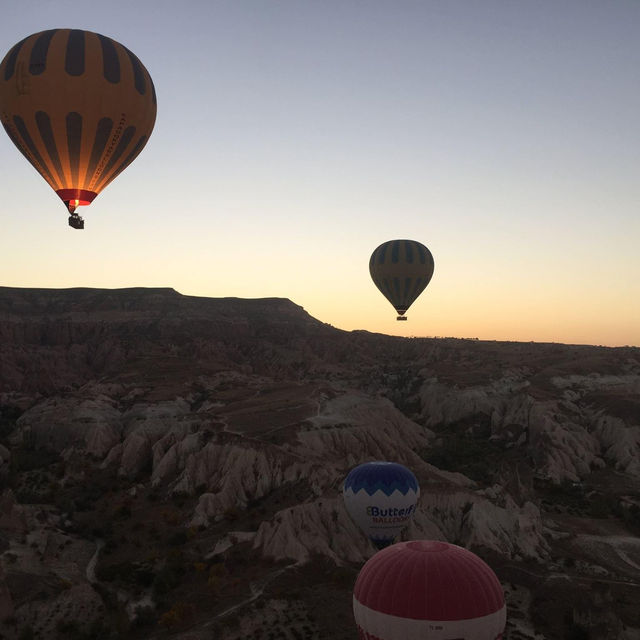 Soaring over spectacular landscapes 