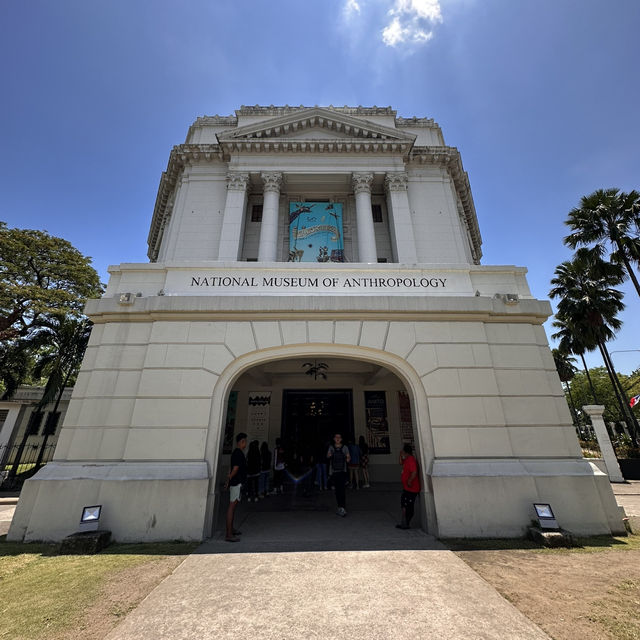 Manila: Where History Meets Heartbeat!