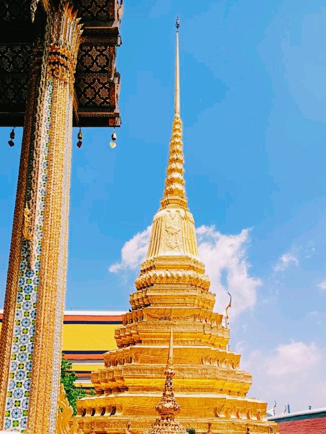 Magic of The Colours: Grand Palace Charm and Pride, Bangkok