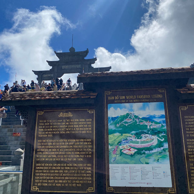 Fansipan Peak let’s go! ⛰️🇻🇳