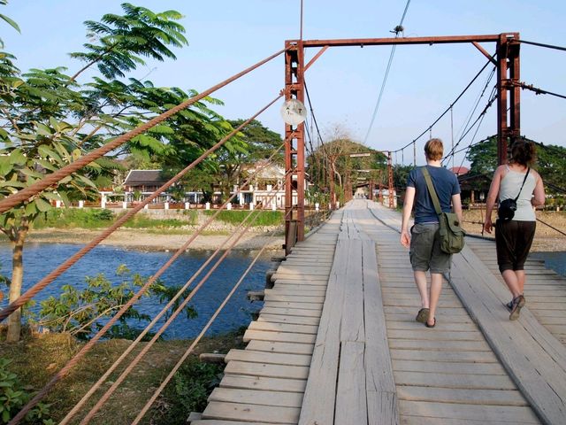 สะพานแดง แลนด์มาร์ค วังเวียง Namsong Bridge