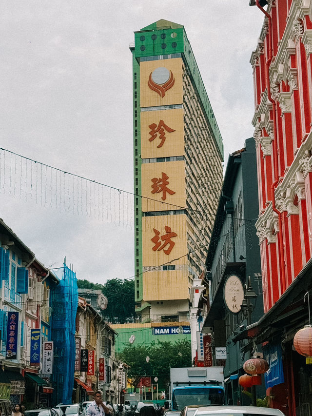 CHINATOWN IN SINGAPORE IS A TOTAL VIBE! 🏮🥟🇸🇬