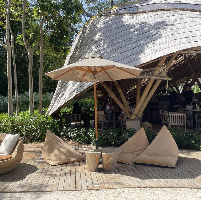 ค่าเฟ่แห่งใหม่ สไตล์บาหลี BAMBU BEACH CLUB ระยอง