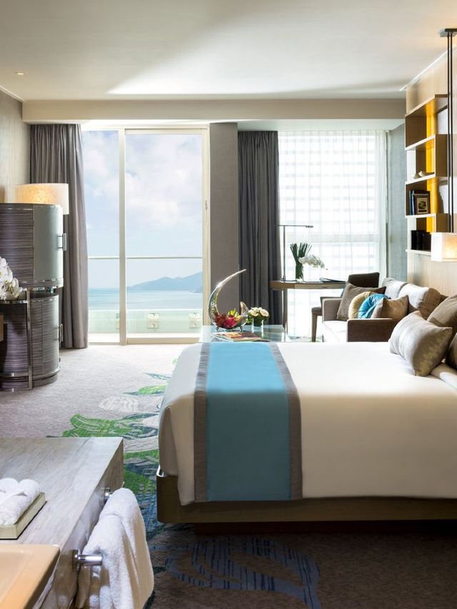 🌴🌊 Nha Trang's Top Stays: Beachfront Bliss & Luxury 🏖️🛏️