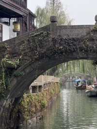 Step back in time visiting Zhouzhuang Ancient town 