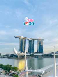 🇸🇬 Sightseeing at Marina Bay Sands, Singapore: An Architectural Marvel