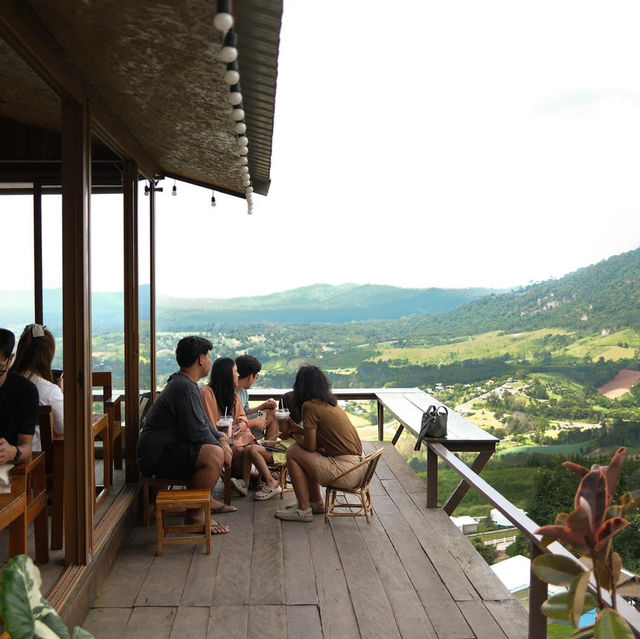 บรรยากาศดี วิวสวยหลักล้าน ☕️⛰️🍃