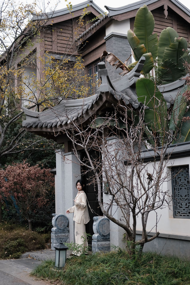 宿於昆明滇池｜為東方建築美學瘋狂心動