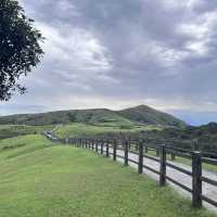 YANGMINGSHAN IS A MUST SEE ATTRACTIONS IN TAIPEI, TAIWAN