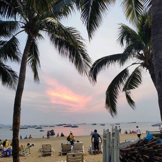 超chill、超放空、超慵懶的渡假地點~芭達雅海灘 (Pattaya Beach）。