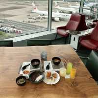 Delta Sky Club at Tokyo Haneda Airport