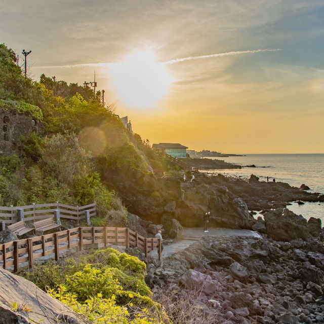 Seongsan Ilchulbong: Sunrise Peak of Jeju Island