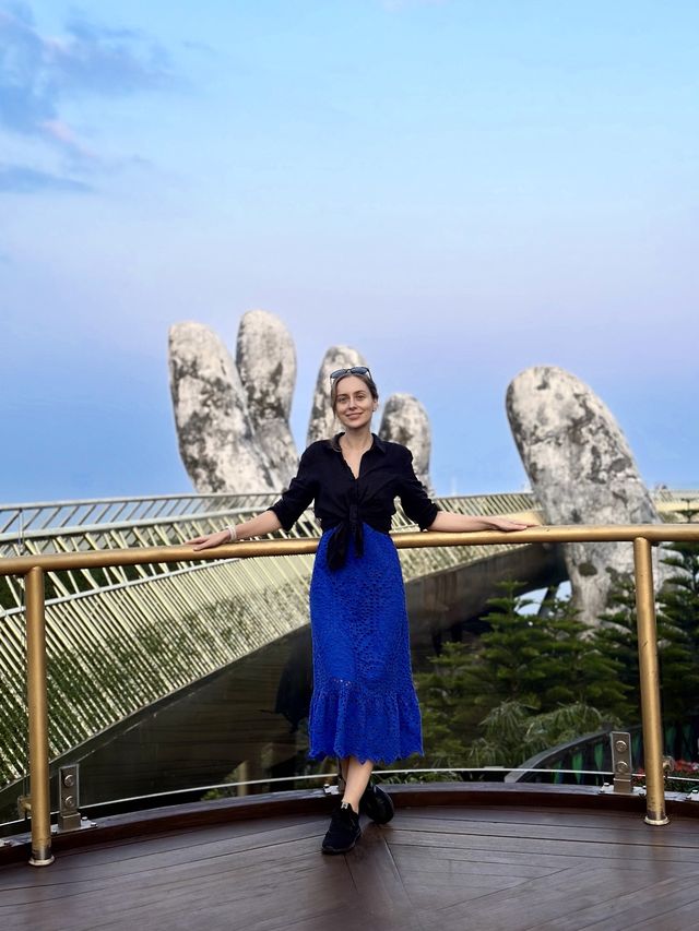 📍 Golden bridge, Ba Na Hills, Vietnam 🇻🇳 