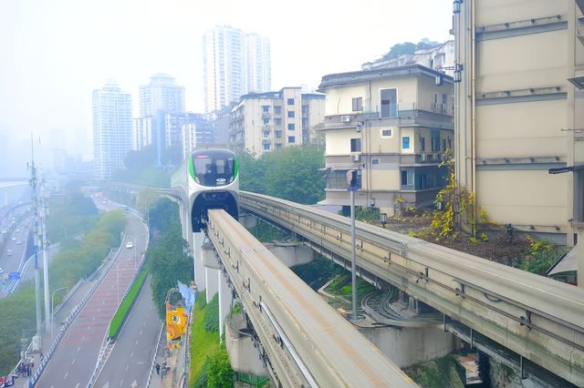 穿越奇景，夢回山城