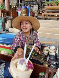 Drifting Through Bangkok’s Floating Markets: A Vibrant Experience