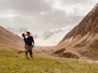 Day hike to Juta Valley, Kazbegi