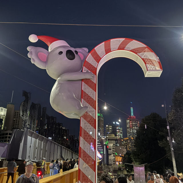 Melbourne's chiristmas night walking