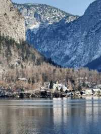 Exploring the Enchanting Beauty of Hallstatt, Austria