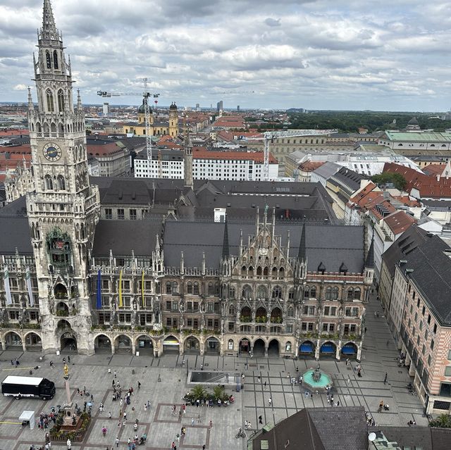 St. Peter’s Church & Marienplatz 