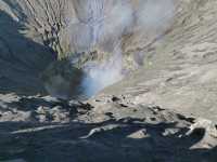 伊真火山和布羅莫火山