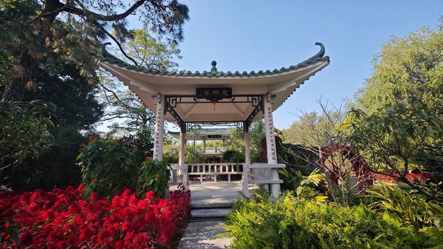 蓮花塔 —— 屹立400餘年不倒