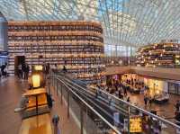 The magnificient Starfield Library at COEX